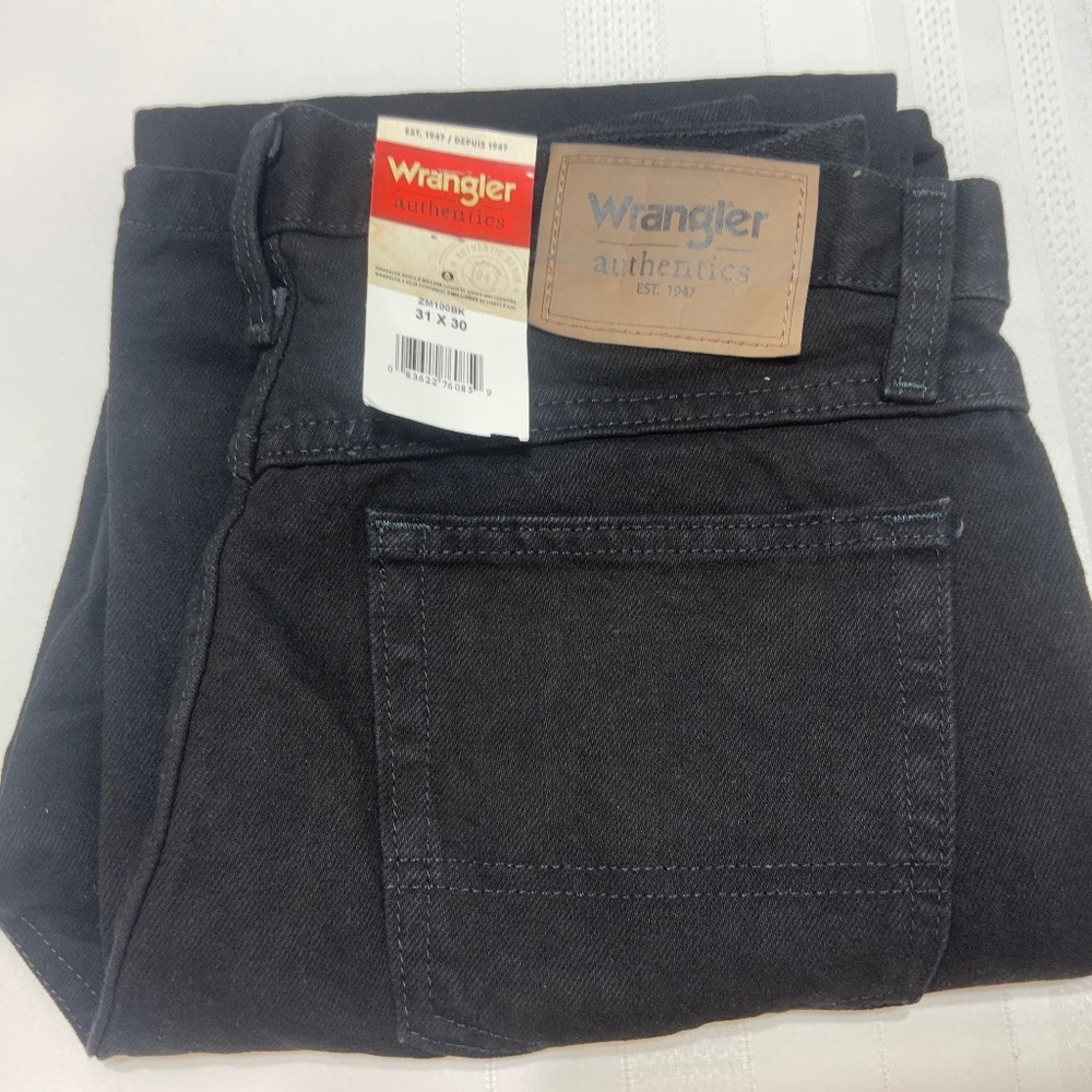 New Wrangler Authentics Men's Classic 5-Pocket Regular Fit